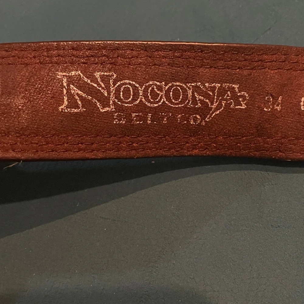 Women’s Nocona Genuine Leather Westen Belt 34 Butterfly Cross Statement Buckle - Picture 9 of 16